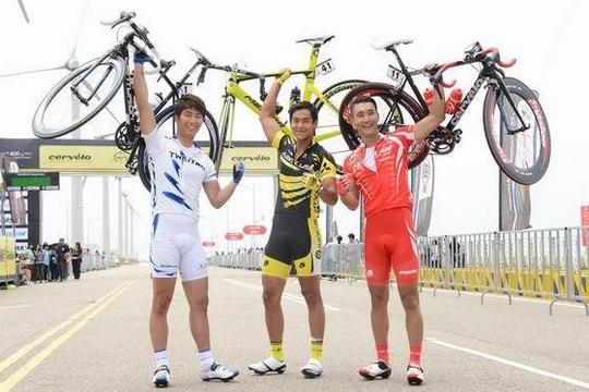 學彭于晏「破風」 單車友免受傷 「結婚」最安全!