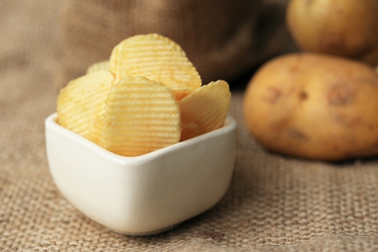 「無脂」薯片任食不會肥?