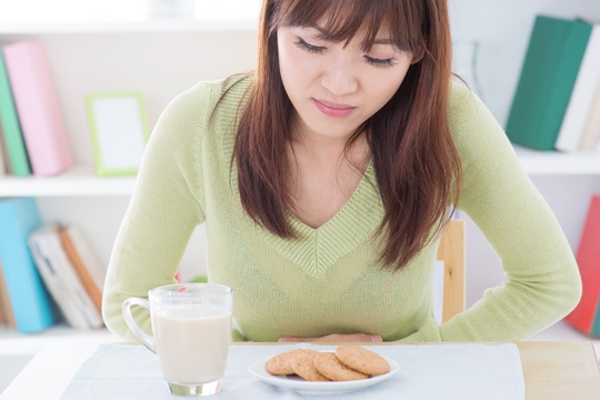 拆解肚痛、肚痾5大迷思 2個穴位KO肚作怪!