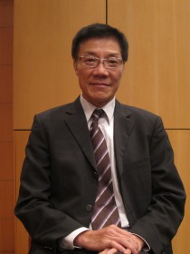 1. Dr yuen