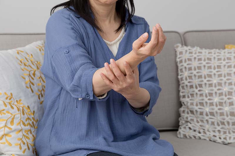 【不止胸口痛】手腳麻痺可能是心臟病發?