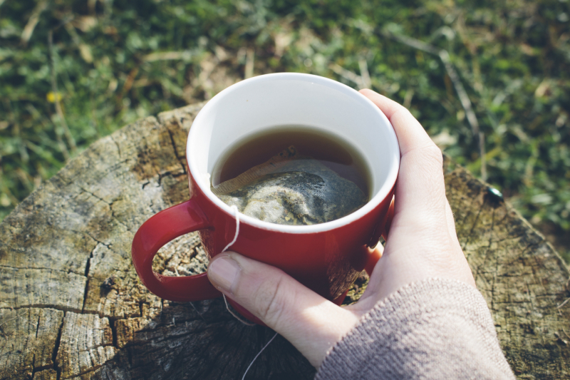 【泡茶學問】研究:茶包在高溫下釋放百億微塑膠粒 專家教你點沖茶最安全