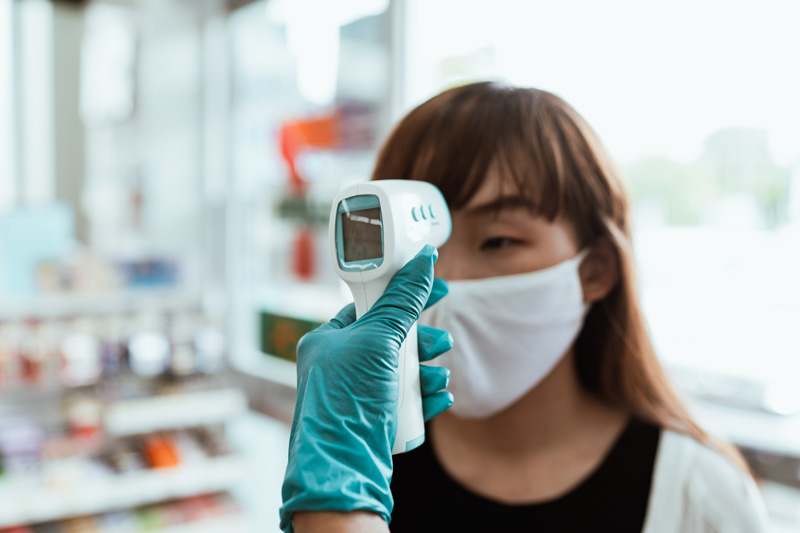 額頭探熱準唔準?醫生教你正確使用體溫計測量體溫
