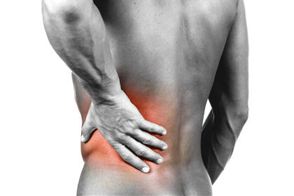 突然腰背痛怎麼辦？　一文拆解急性vs慢性成因
