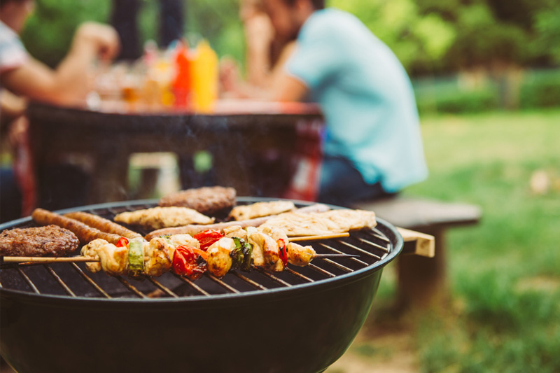 10個BBQ的注意事項 用海鮮取代肉類 燒烤食物切小塊可防癌？