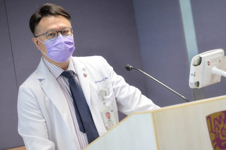港府專家顧問、中大呼吸系統科講座教授許樹昌
