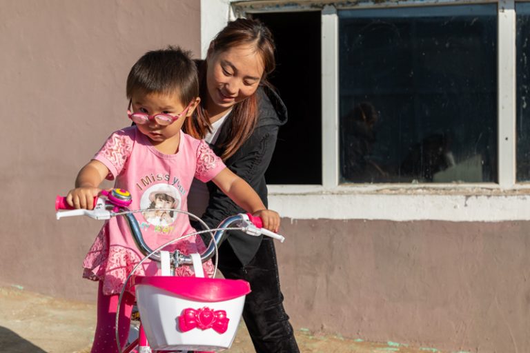 8歲前是視力黃金治療期