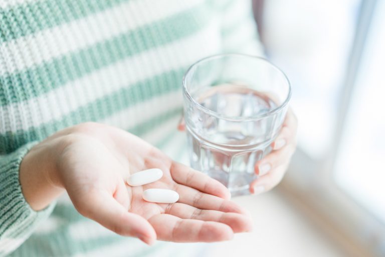 暗瘡解決-根治-口服A酸-功效-副作用-皮膚科醫生-口服暗瘡藥