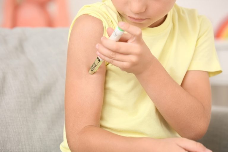 糖尿病支援 | 兒童糖尿協會推支援計劃 2年免費使用連續血糖監測儀 千名年輕患者受惠