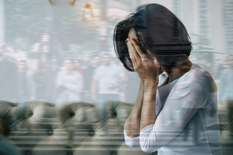 幽閉恐懼症-原因-症狀-發作-精神科沈君豪醫生