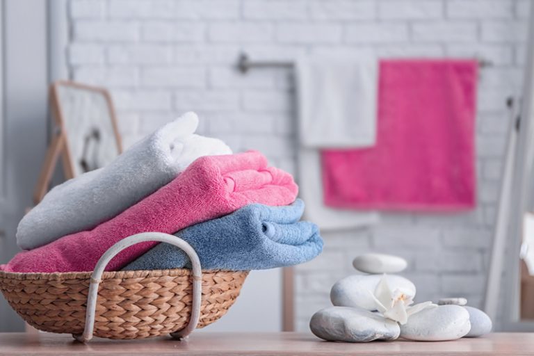 眼睛乾澀、痕癢、視力模糊，可能是乾眼症先兆？醫生拆解乾眼症成因、症狀、治療方法