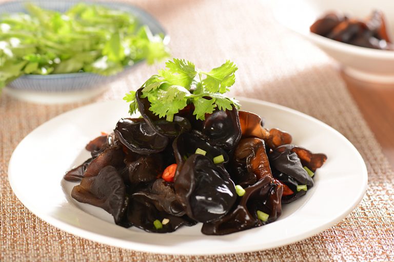 配搭端午節粽-降膽固醇食譜-黑醋秋葵木耳涼拌-端午節粽熱量-卡路里-裹蒸粽-鹹肉粽-註冊營養師李澄琳