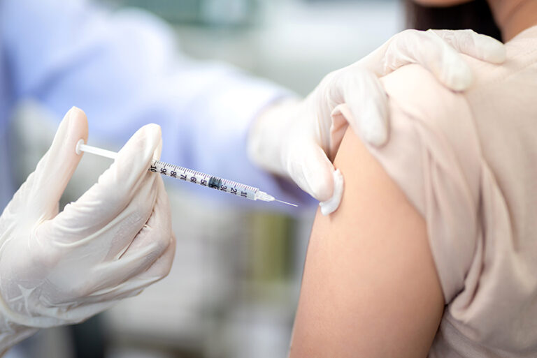 結節性癢疹-改善-治療功效-副作用-生物製劑-皮膚科劉顏銘醫生