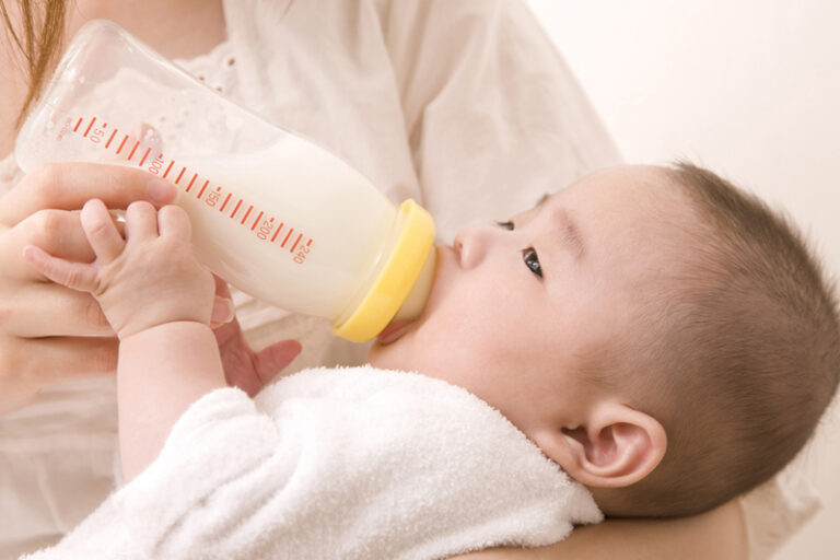 理大研究：近9成剖腹產嬰1歲前曾生病 指飲用專研配方奶粉補充益菌 有助提升免疫力