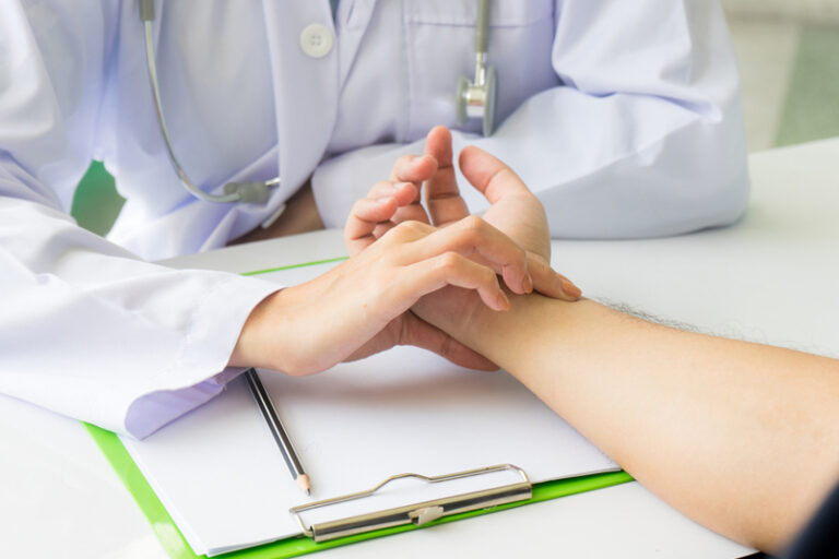 感冒後一直咳嗽有痰怎麼辦?中醫拆解感冒後遺症病機