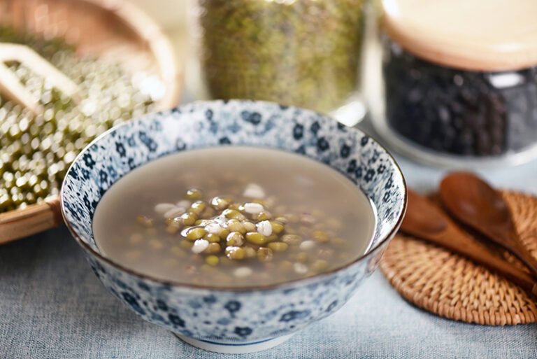 濕疹-濕瘡-中醫推介湯水袪濕止癢-濕疹成因-症狀-治療-預防方法-註冊中醫師-吳品新