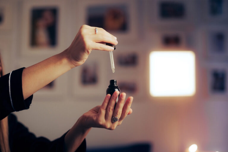 玫瑰痤瘡|年輕女臉部敏感發炎出風癩 求醫始揭患玫瑰痤瘡!醫生拆解成因、症狀及改善方法