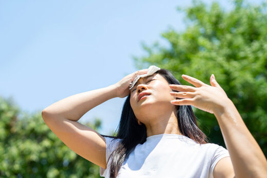 中暑 | 炎夏提防熱疾病症狀 急救中暑忌灌水 宜補電解質  遇4情況急送院