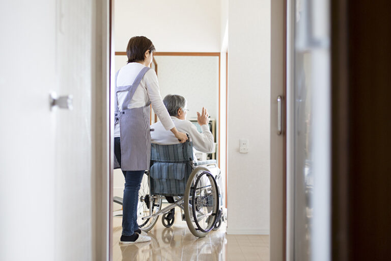 照顧者支援-壓力-認知障礙長者-長者日間護理中心