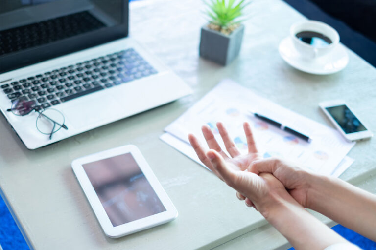 OL/上班族必備保健品推薦 | 壓力大易腸道失衡兼失眠  大推3款必備「法寶」助你提升活力Power Up!