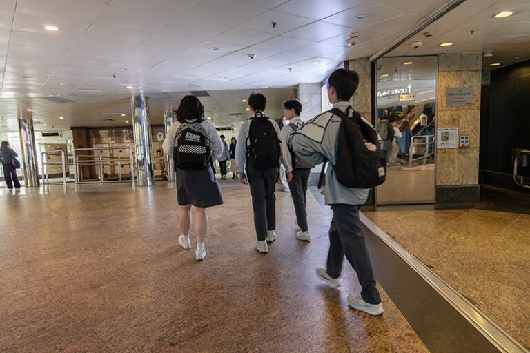 學童輕生原因-家長怎樣做--張頴思博士-心理學家