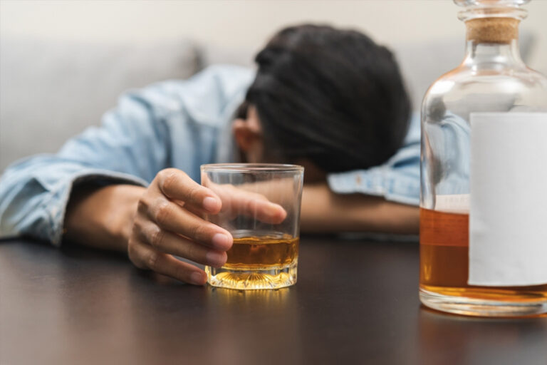 解酒｜千杯不醉必勝技！中醫分享解防醉3招