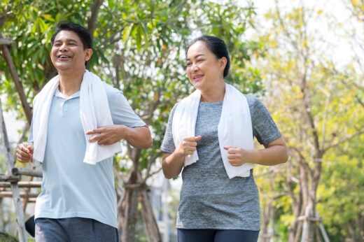 成人蛋白質補充品推介｜「肌」不可失！完整醫學蛋白組有何優點？分清「酪蛋白」和「乳清蛋白」助預防肌肉流失