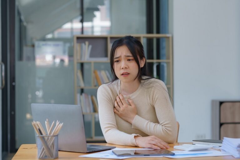廣泛性焦慮症症狀-廣泛性焦慮症成因-焦慮症-治療焦慮症