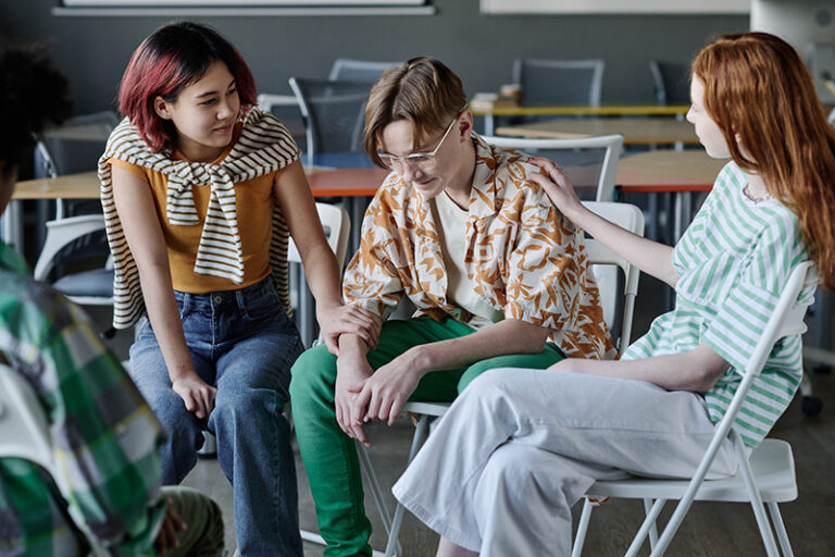 網絡欺凌求助-如何面對haters攻擊-社交媒體-心理學家建議-輔導心理學家