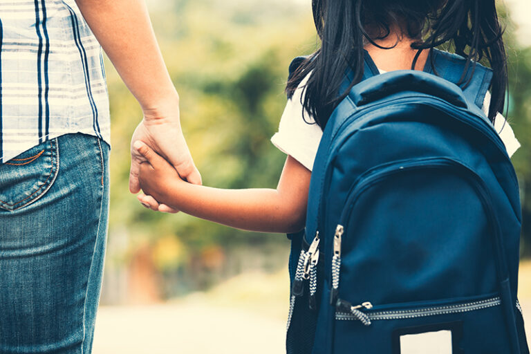 NETFLIX欺凌題材影片-少年的你-混沌少年時-欺凌徵兆-欺凌處理-輔導心理學家