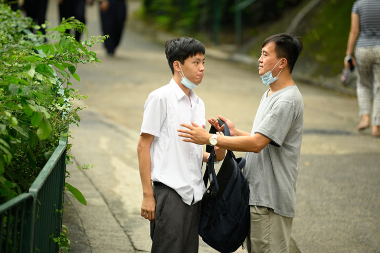 NETFLIX欺凌題材影片-少年的你-混沌少年時-欺凌徵兆-欺凌處理-輔導心理學家