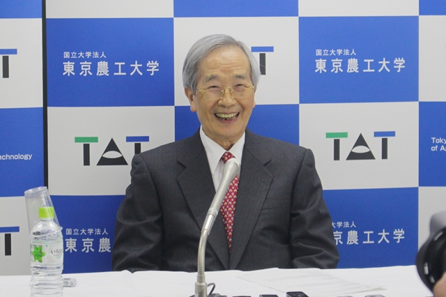 日本微生物學家遠藤章教授