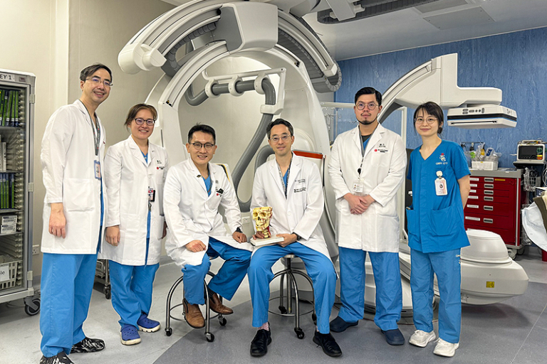 慢性口面部疼痛｜港大醫學院率先引入經皮球囊壓迫術治療頑固性面部疼痛 長期療效驗證：十年緩痛率超七成