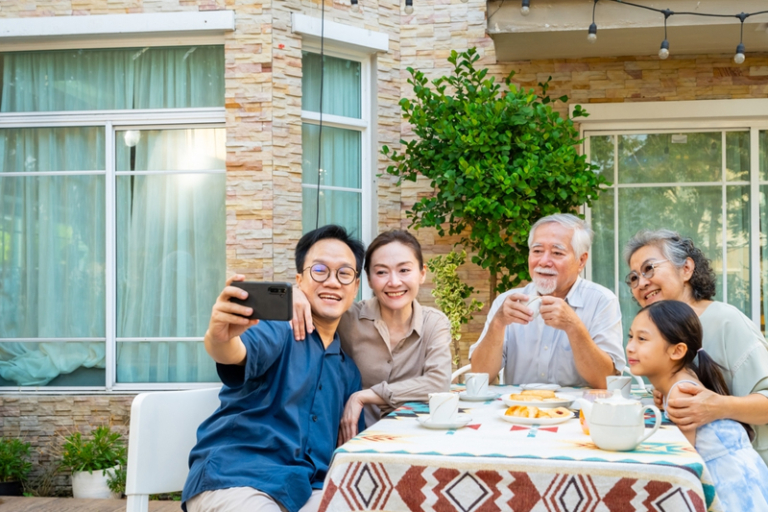 親子關係｜善用新科技反可成為連繫家庭的「橋樑」