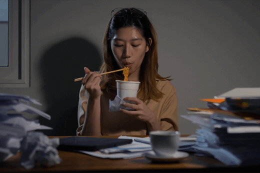 食宵夜會導致失眠？中醫拆解原因  飯後小撇步自製甜睡