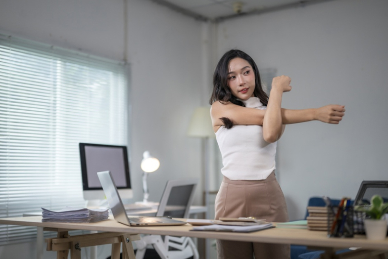 如何判斷⾃⼰是否出現職業倦怠Burnout？長期⼯作壓⼒的⾝體與⼼理症狀