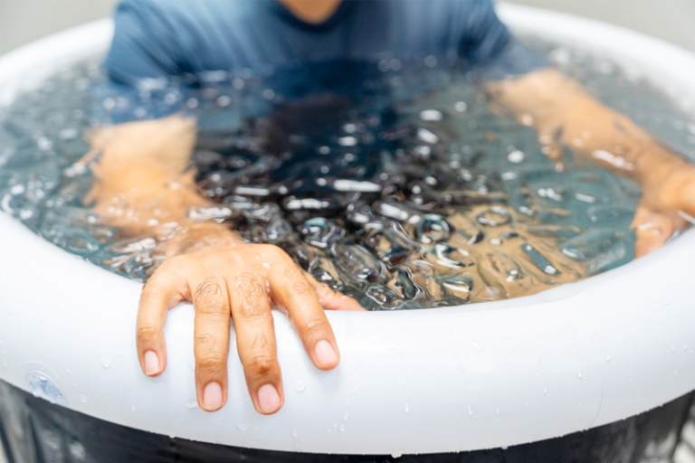 水療運動｜冷水醒腦、熱水護身：一文看懂浸水療法的真正好處