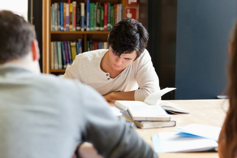 容易煩躁、過動、易分心？醫生教你如何分辦躁鬱症與成人ADHD