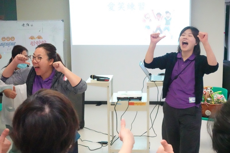 愛笑力量──無條件大笑：零成本的減壓良方