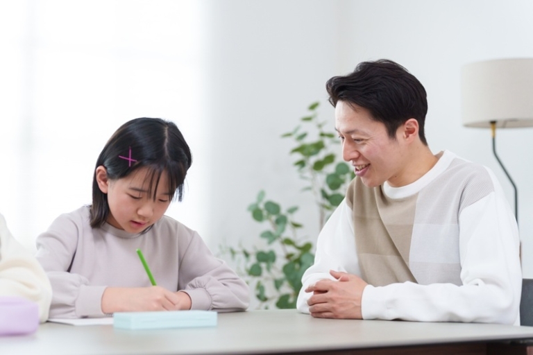 讀懂孩子的獎賞密碼：從「條件交換」到「內在動機」的親子教養指南_圖_2
