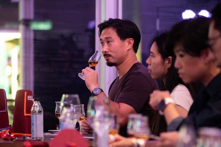 香港美酒佳餚巡禮2026｜Wine & Dine中環 品味通行證/美食推介/酒杯/入場門票/開放時間/交通安排等資訊｜附添馬公園「 咖啡園」亮點