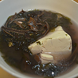 豆腐木耳紫菜瘦肉湯