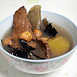 淮山桑寄生蓮子瘦肉湯